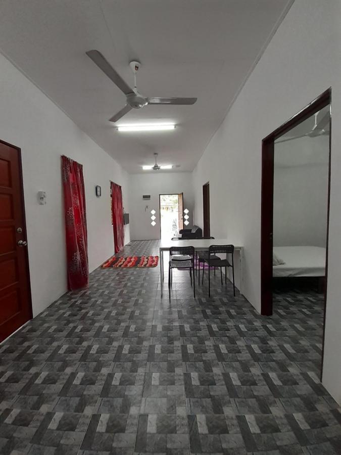 Homestay Idaman B B With 2 Room Aircond 2 Quen Bed And Not Sharing Room -Privacy 쿠알라트렝가누 외부 사진
