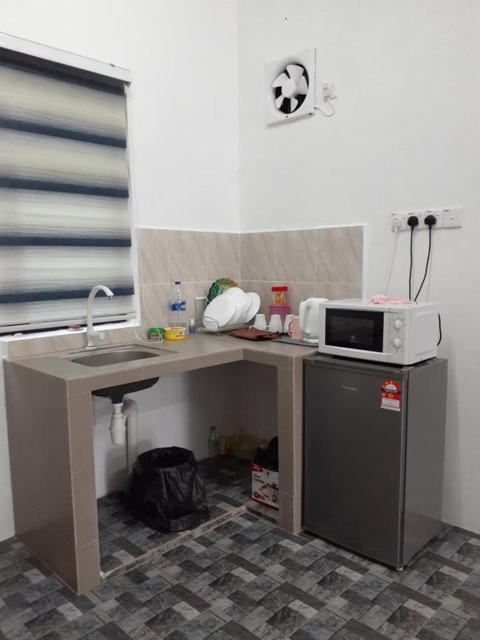 Homestay Idaman B B With 2 Room Aircond 2 Quen Bed And Not Sharing Room -Privacy 쿠알라트렝가누 외부 사진