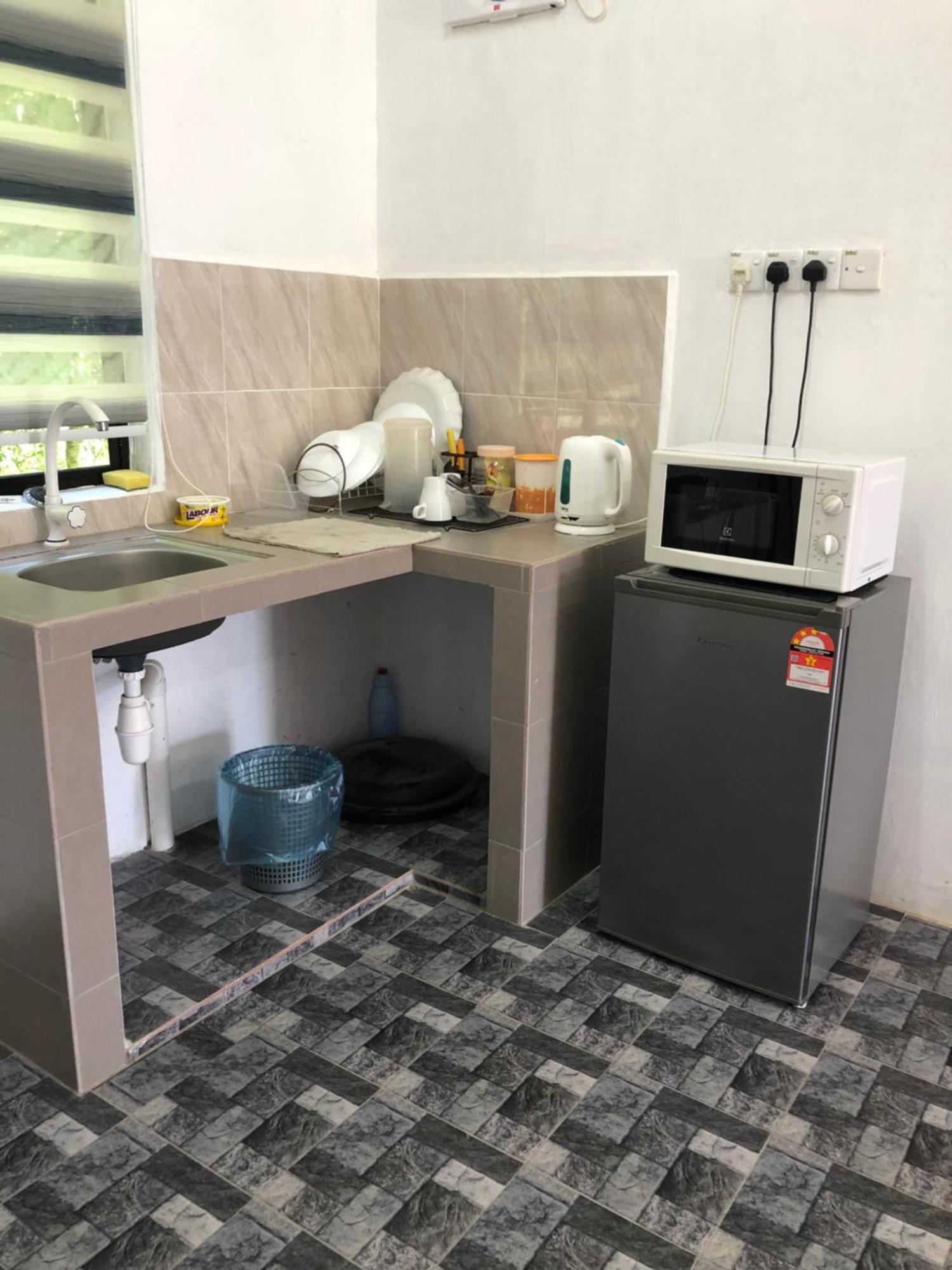 Homestay Idaman B B With 2 Room Aircond 2 Quen Bed And Not Sharing Room -Privacy 쿠알라트렝가누 외부 사진